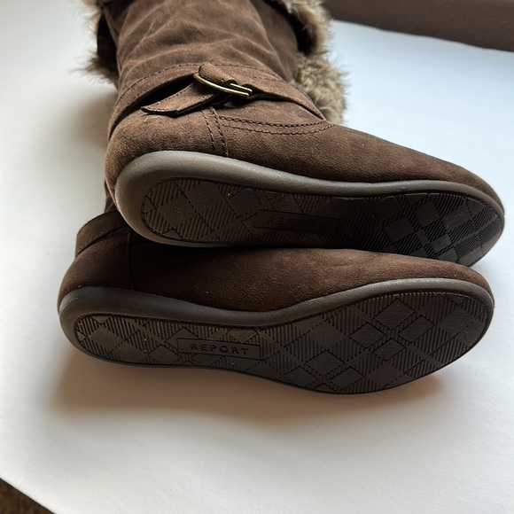 Report brand, faux fur boots. - Picture 3 of 6